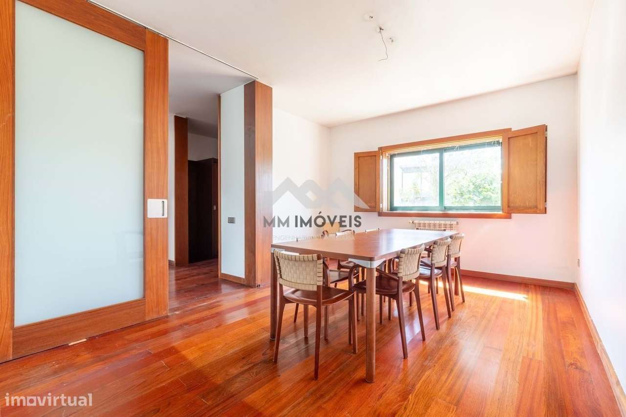 Moradia T4 | Lavra | Praia | Logradouro 932m2 | Piscina Coberta - Grande imagem: 4/43