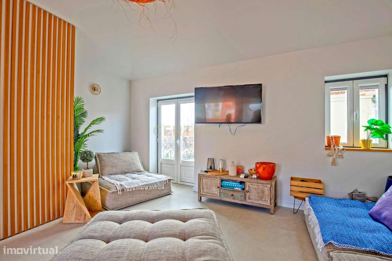 Moradia Contemporânea T3 com Terraço no Coração do Bairro do Troino –-50