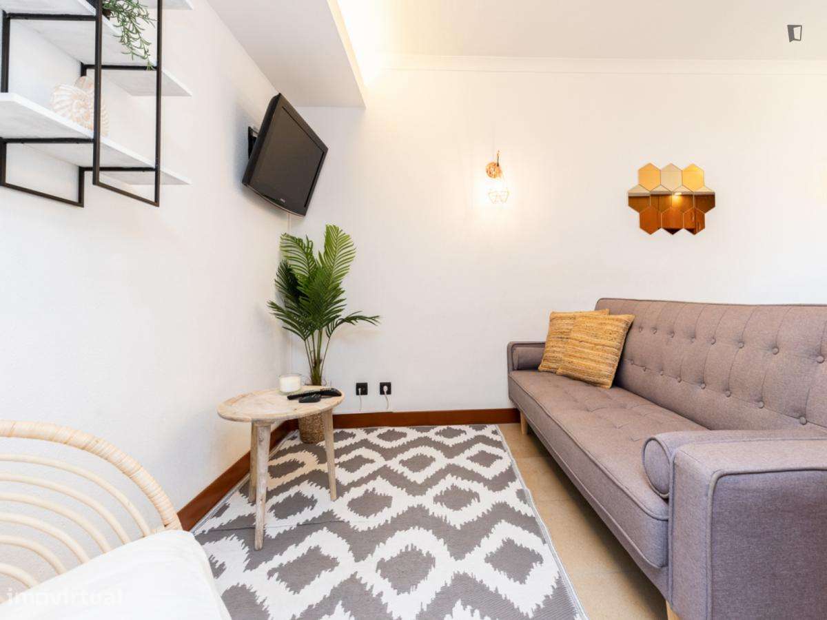 Apartamento com 1 quartos - localizado em Quarteira - Grande imagem: 4/23