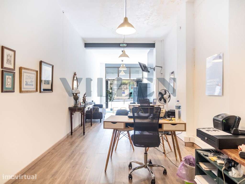 Loja de 670 m² com Garagem no Centro do Porto - Comércio ou Serviços - Grande imagem: 5/43