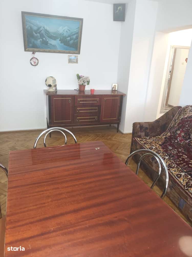 3 camere, mobilat și utilat, centrala proprie, bloc 1989, stradal-10