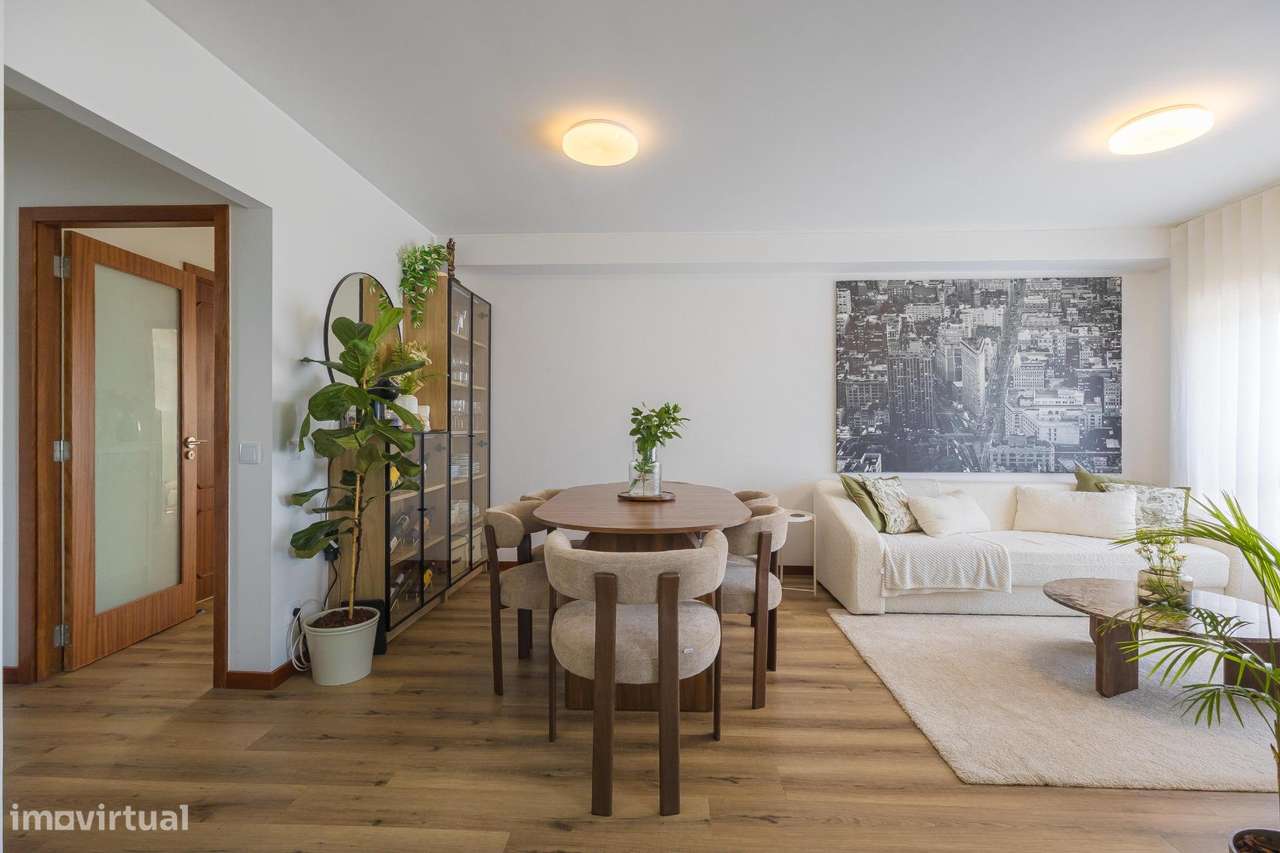 Apartamento T3 Totalmente Renovado em Gueifães – Excelente...-0