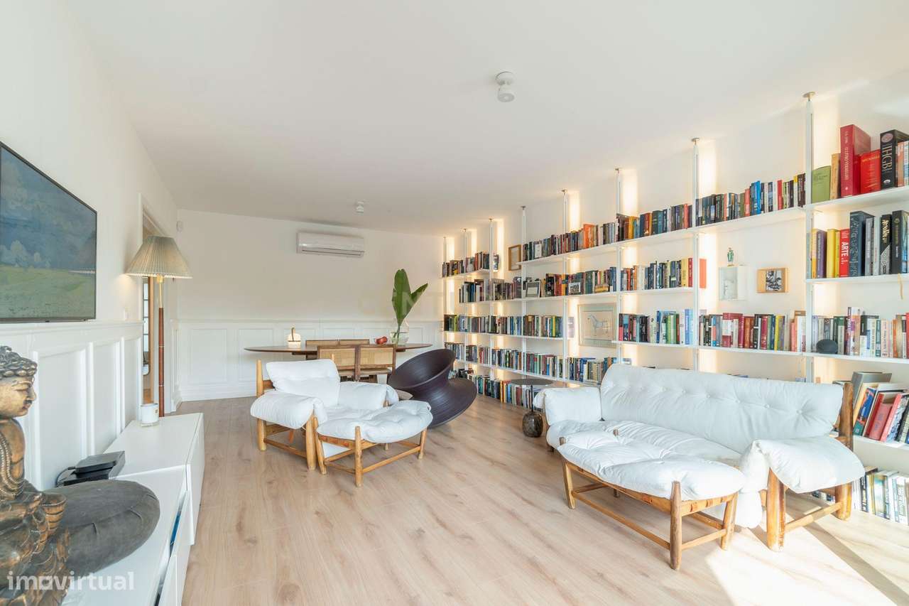 Apartamento Mobilado de 3 Quartos e Varandas Amplas no Bairro de Rosár - Grande imagem: 5/24