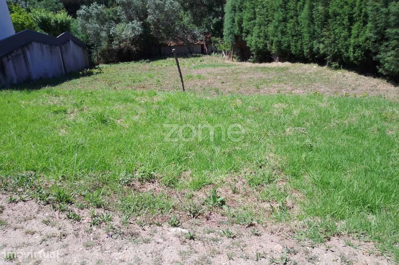 Terreno para construção - Grande imagem: 1/19