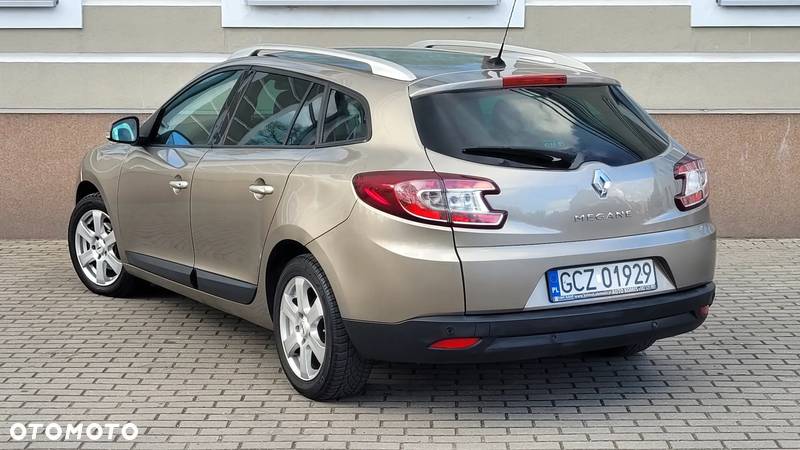 Renault Megane 2.0 140 CVT Dynamique - 11