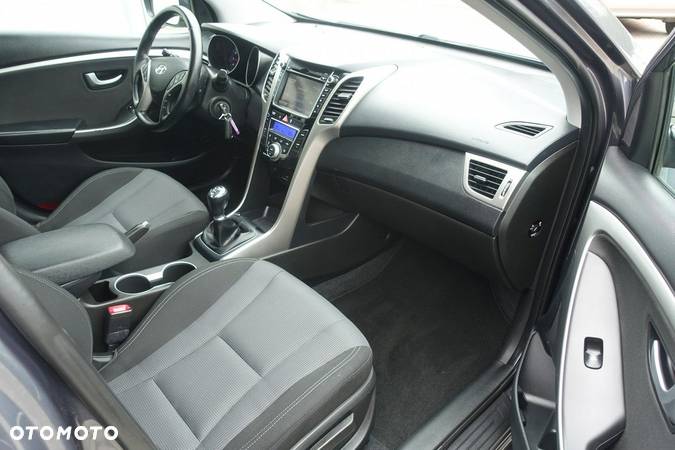 Hyundai I30 1.4 BlueDrive Comfort - 13