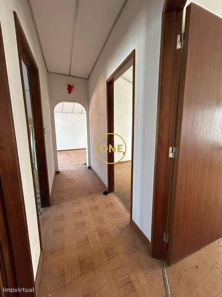 Excelente Moradia T5 em Salvaterra de Magos-33