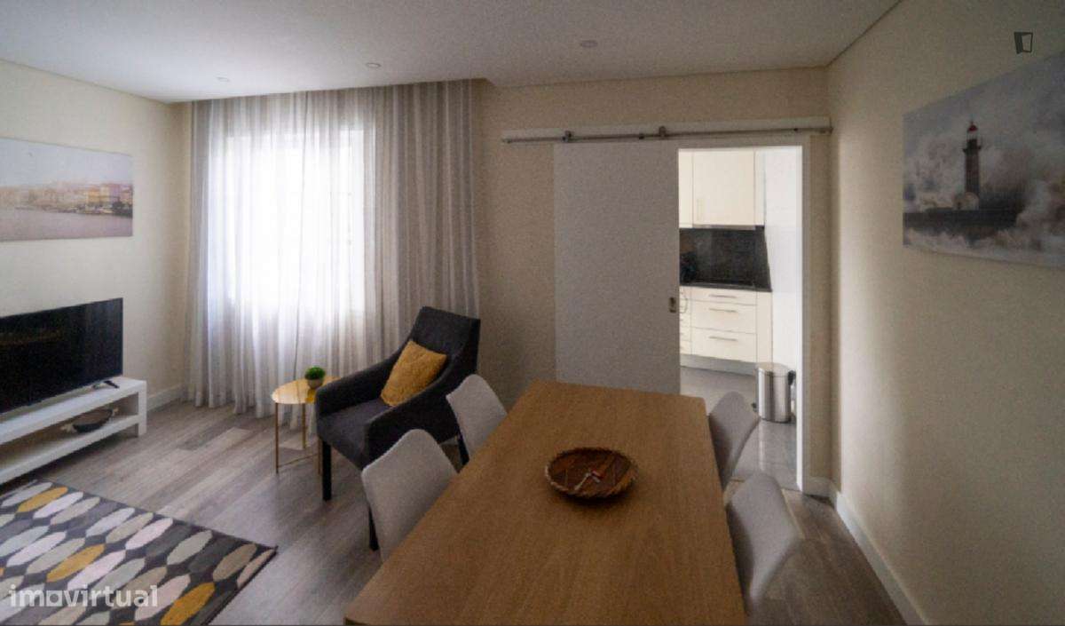 Apartamento com 2 quartos - localizado em Cedofeita Porto - Grande imagem: 5/10