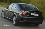 Ford Mondeo V6 ST 220 - 16