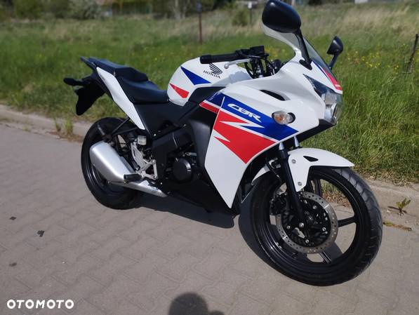 Honda CBR - 2