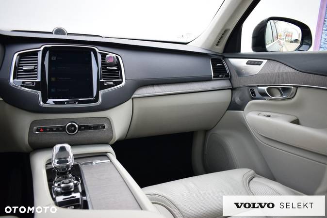 Volvo XC 90 - 15