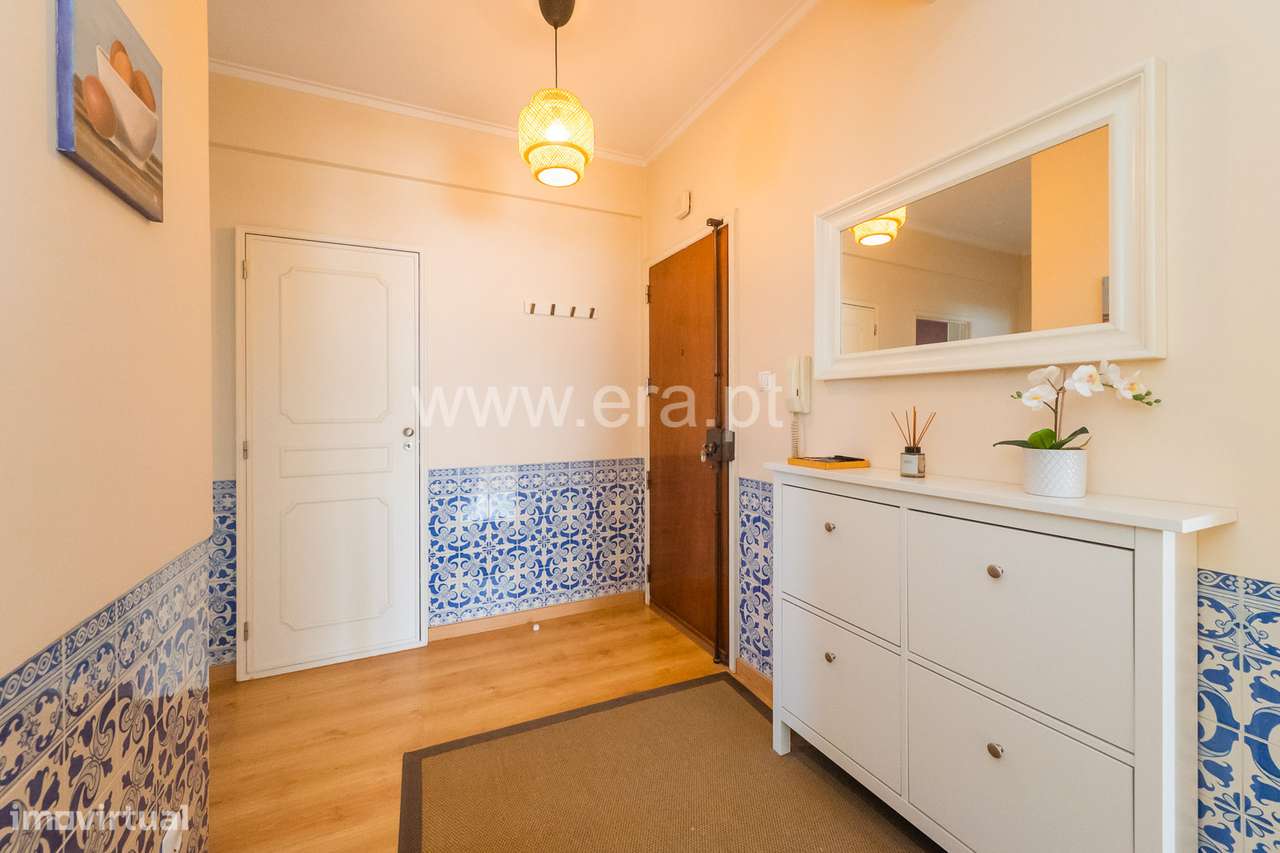 Apartamento T2 com 77 m perto do Metro-6