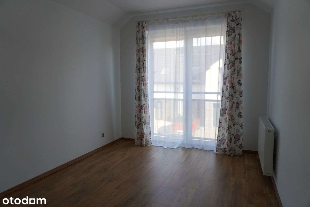 Bliźniak z ogródkiem w pobliżu Wieliczki-5