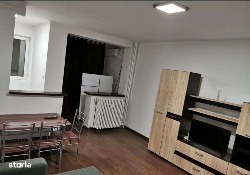 GARSONIERA | 1 DECEMBRIE 1918 | METROU - Imagine principală: 3/8