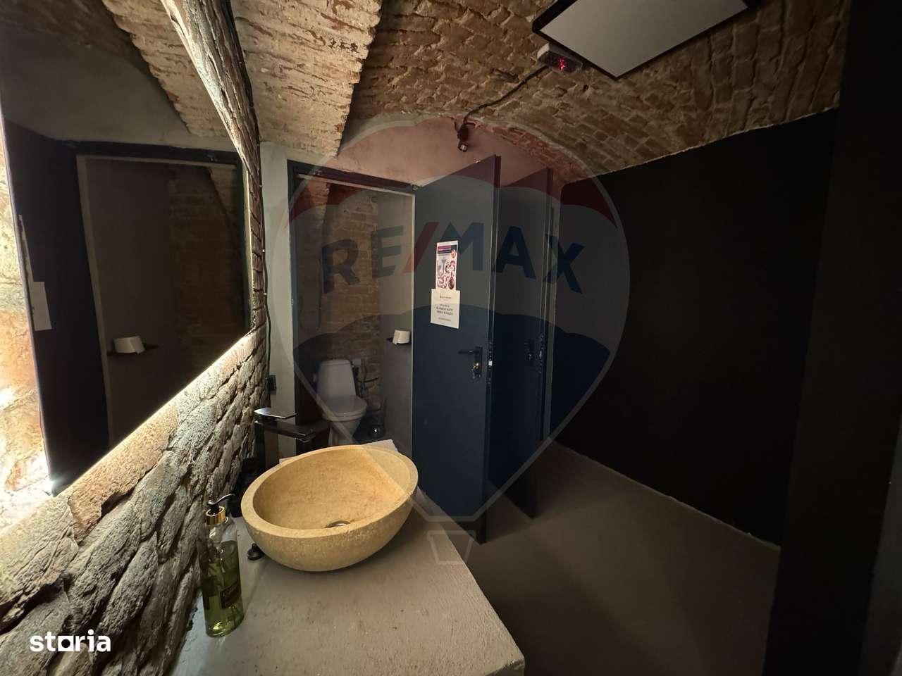 Spațiu de vanzare S.C.229 mp -zona centrala-14