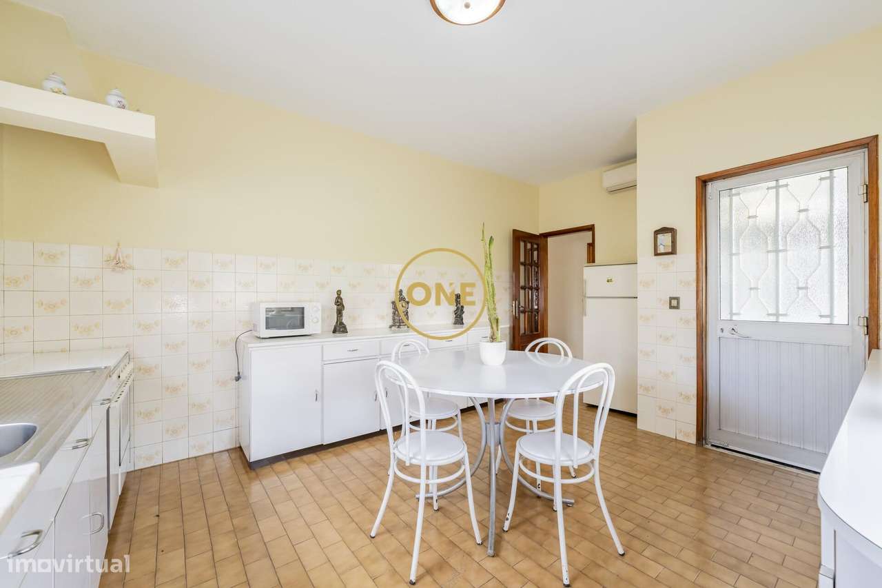 Moradia T3 individual em Lousado-12