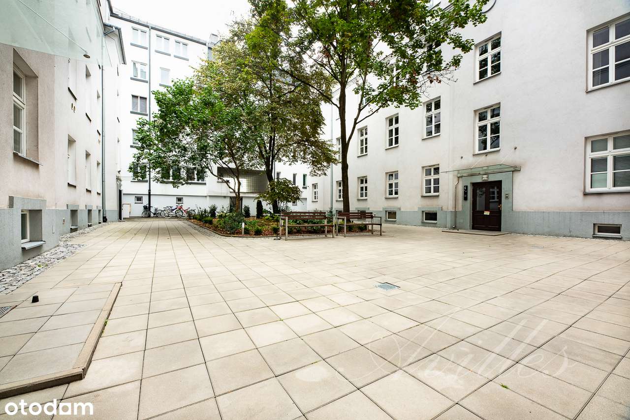 W zrewitalizowanej kamienicy przy ulicy Poznańskiej.-16