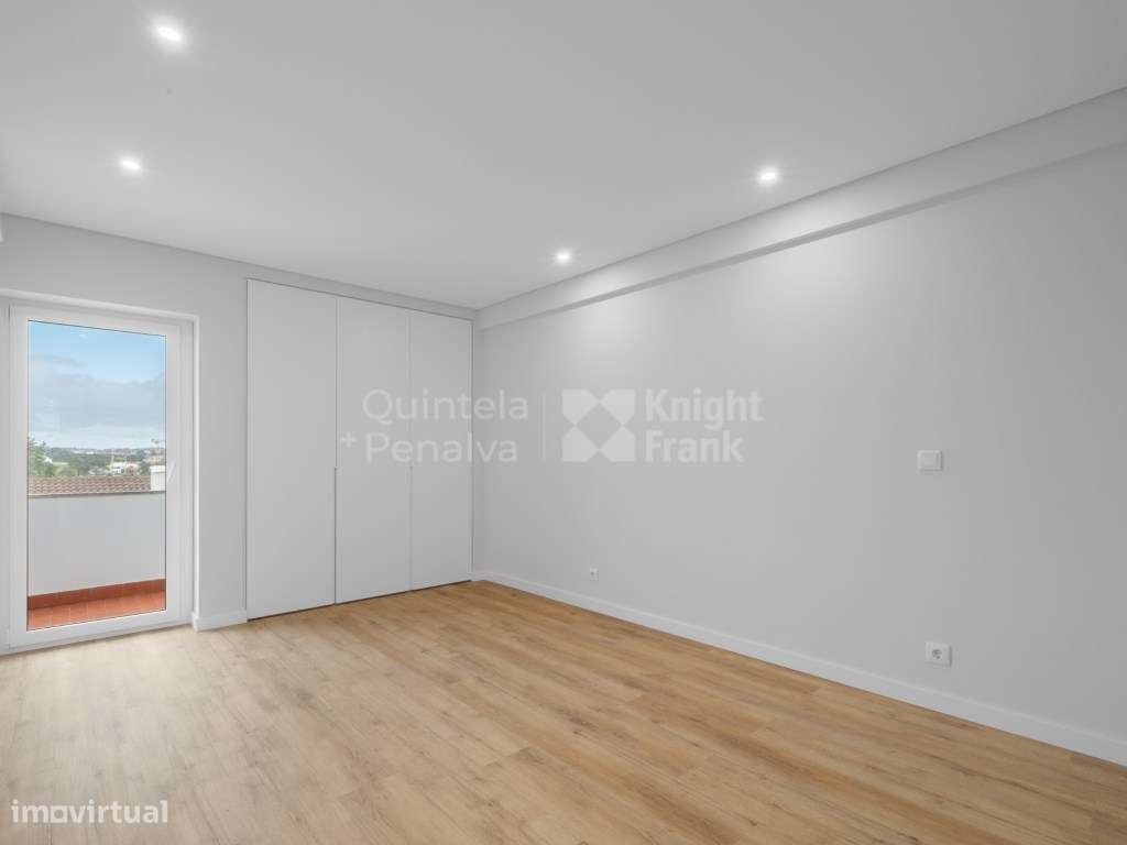 Apartamento T3 renovado na Quinta da Bicuda em Cascais-20