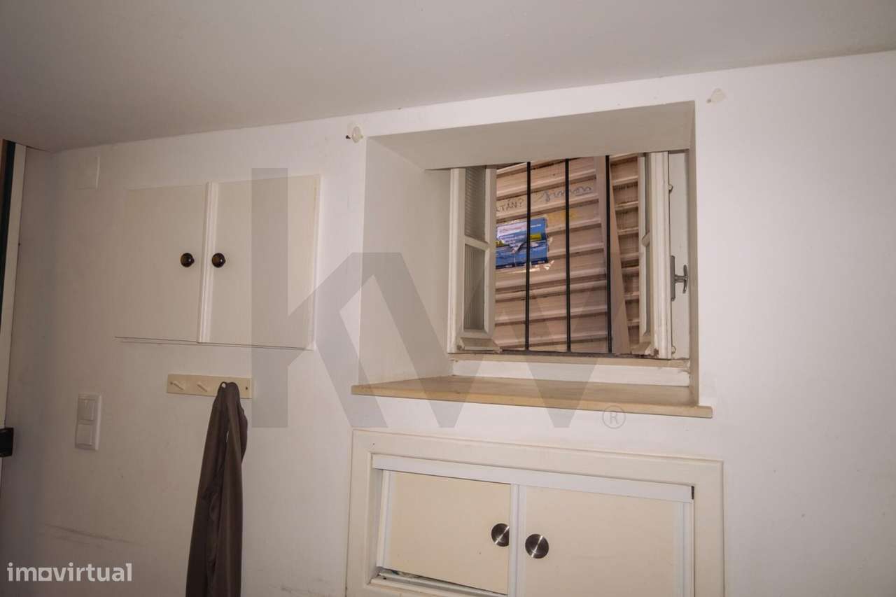 Acolhedor Estúdio T0 no Centro de Alfama-5