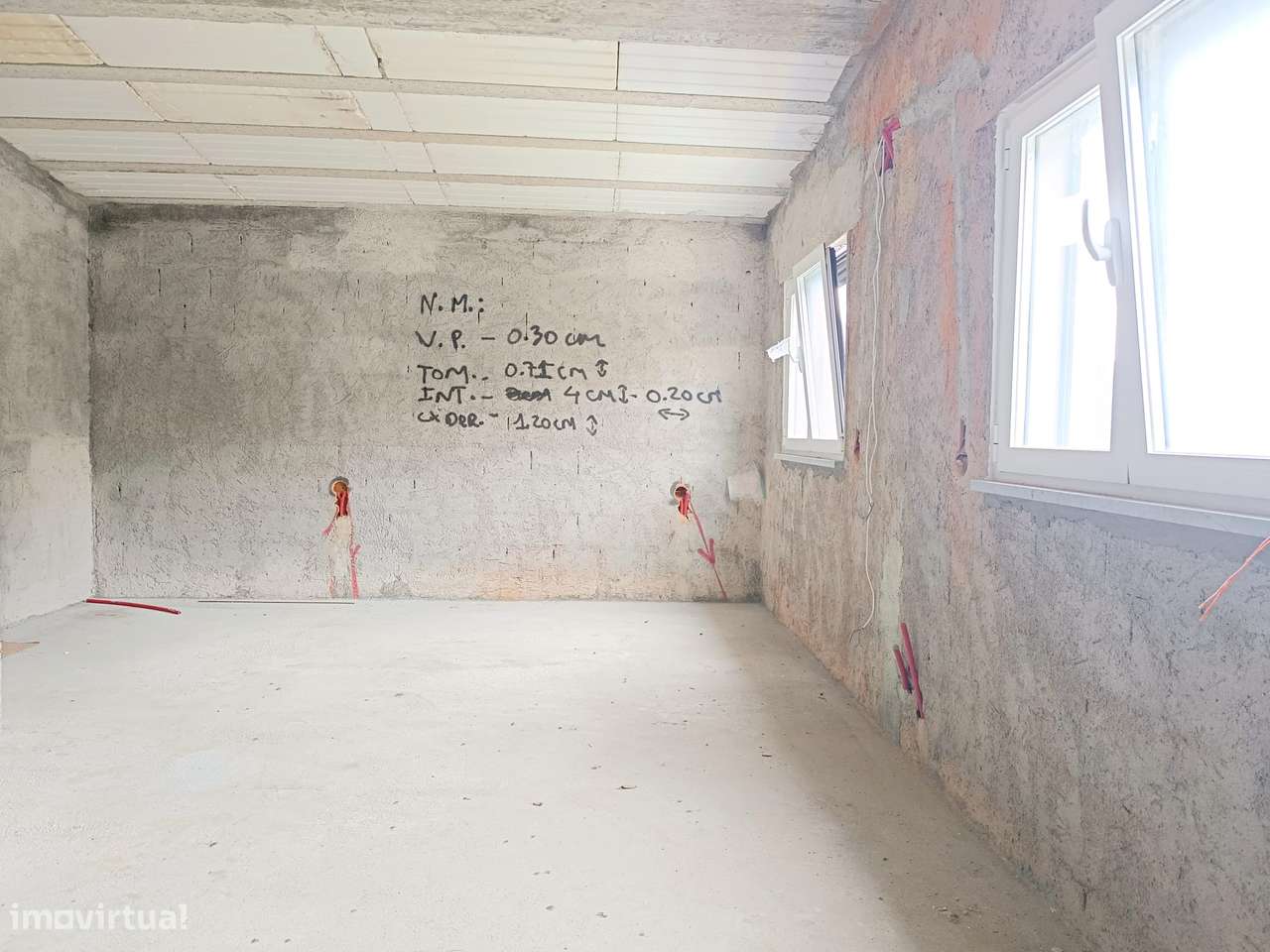 Moradia T4 C/terraço em Alfragide-18