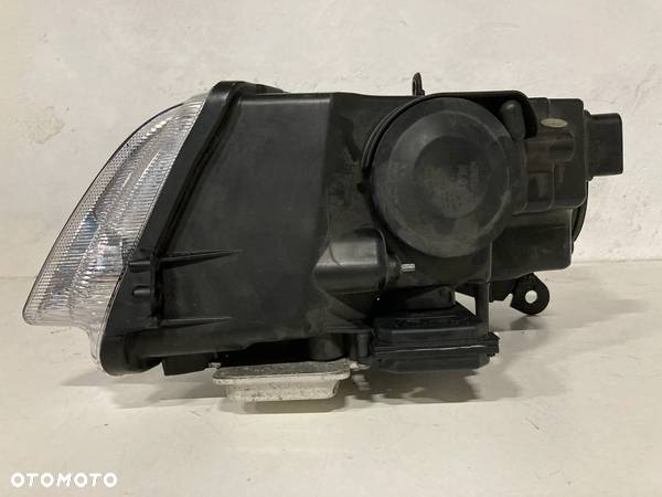 Lampa przód prawa Skoda Superb II 3T1 941 016E BI-XENON - 5