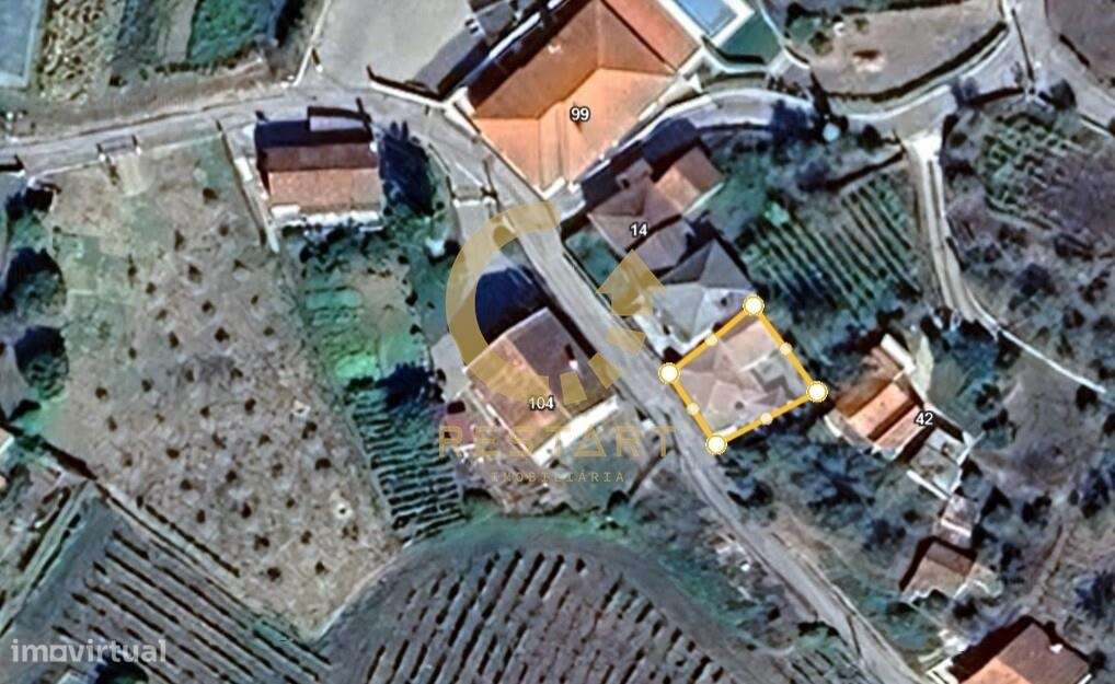 Moradia para recuperar em Sedielos - Peso da Régua-19