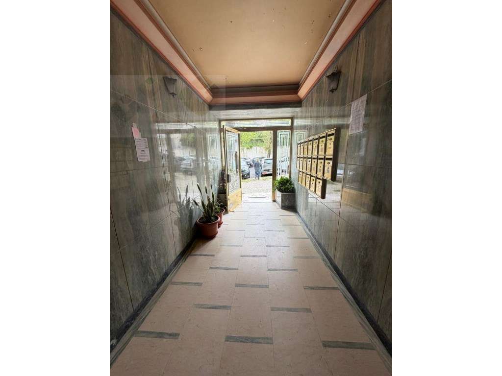 Apartamento T3 Venda Lisboa-50