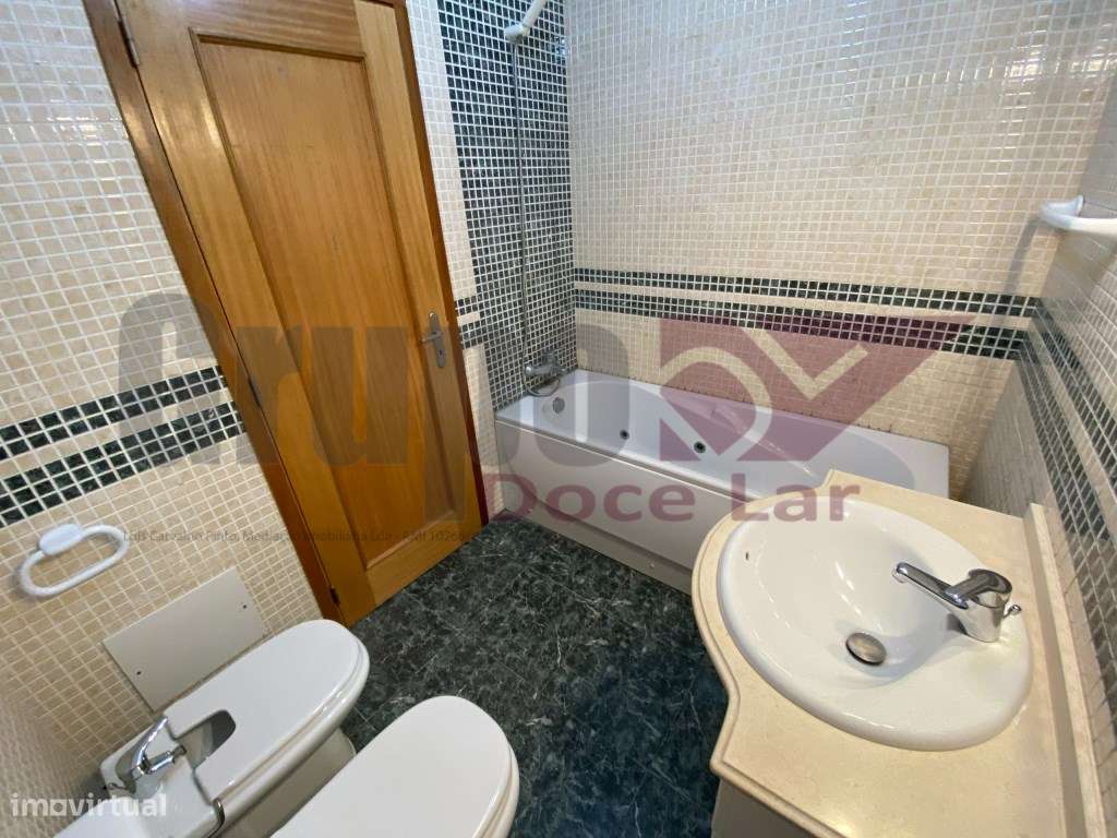 Apartamento com Parqueamento em Santana (Sesimbra)-13