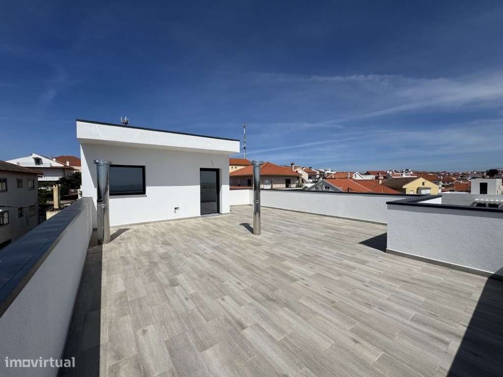 Moradia V3 em São João da Talha.-19