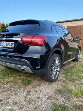 Mercedes-Benz GLA 250 4-Matic AMG Line - 5