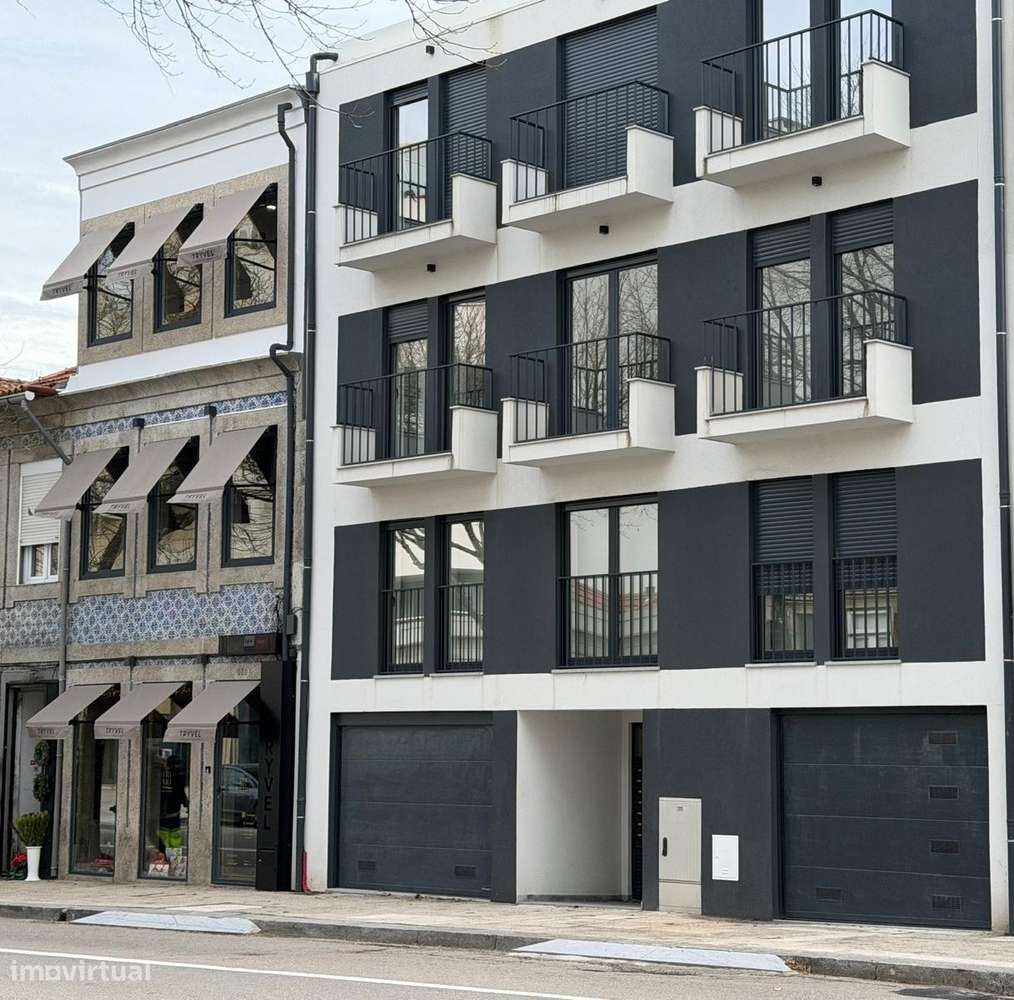 T2+1 novo c/ varanda p/ arrendar no Campo Alegre - Grande imagem: 3/40