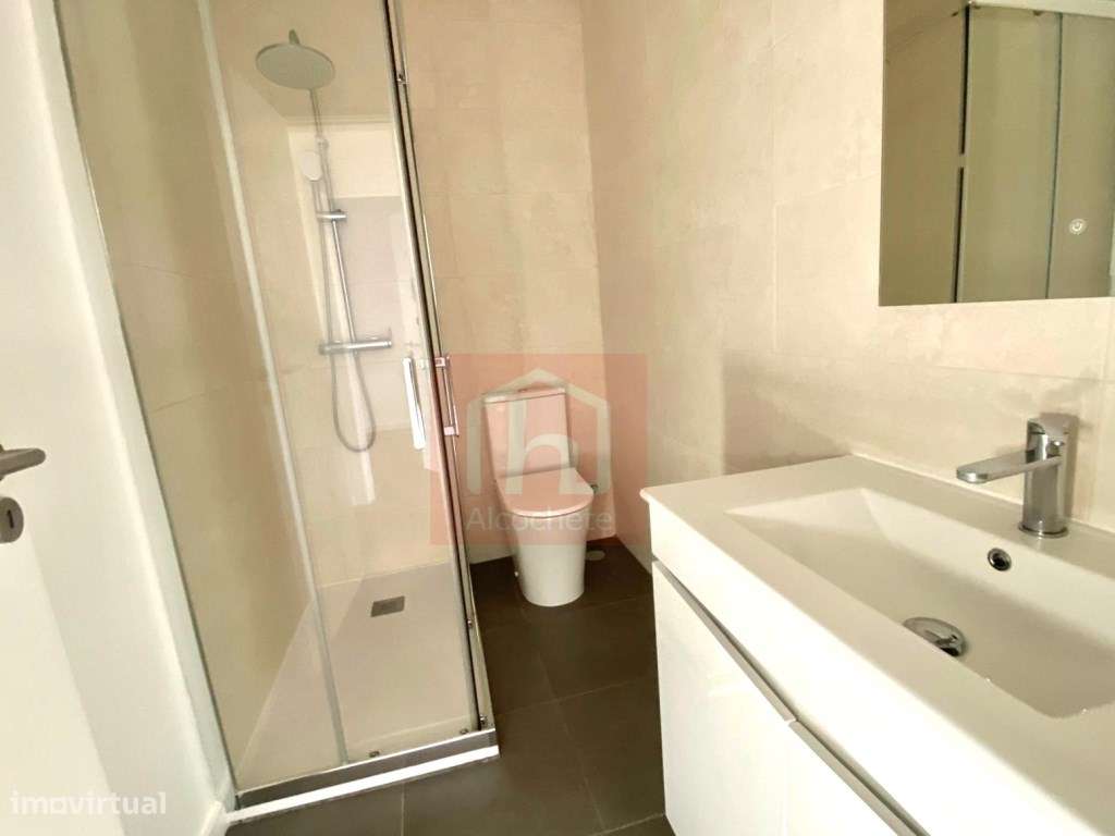 Apartamento T2 com 2 varandas no centro de Alcochete - Grande imagem: 5/22