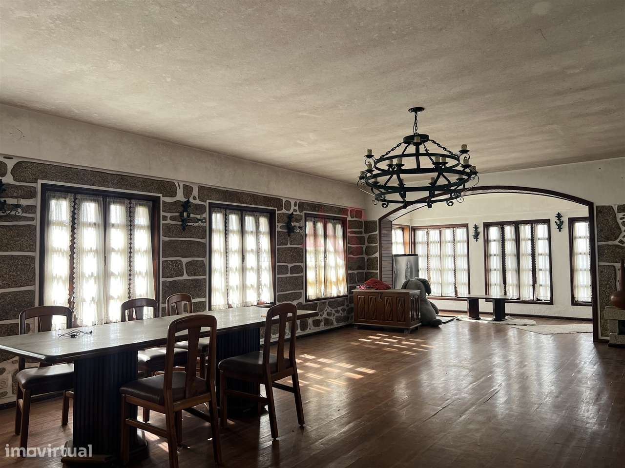 Moradia T4 com Piscina e Terreno de 2.407m² | Raimonda, Paços de Ferre-18