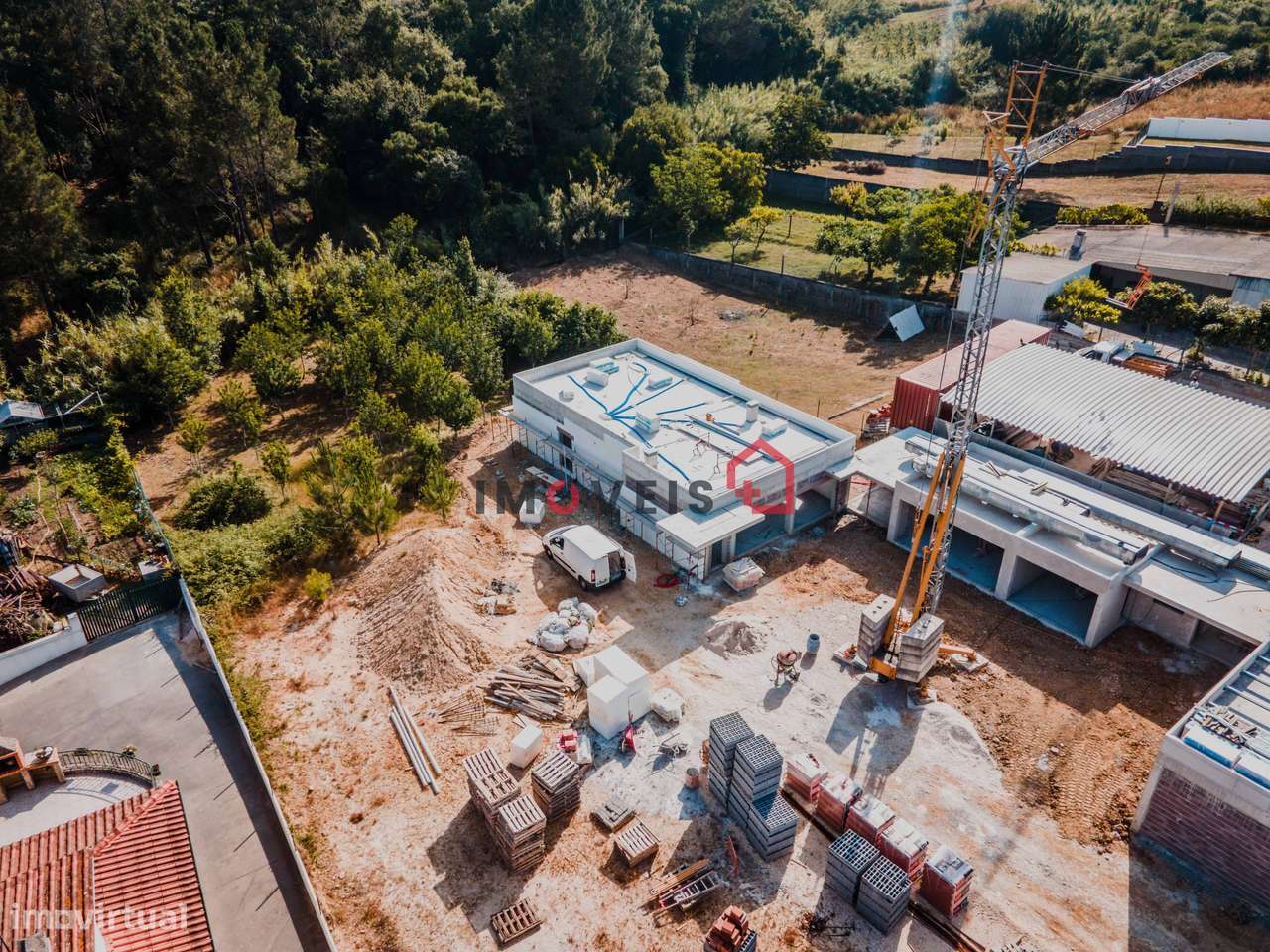 Moradia T3+1 Térrea em Construção na Zona das Cortes - Grande imagem: 3/17