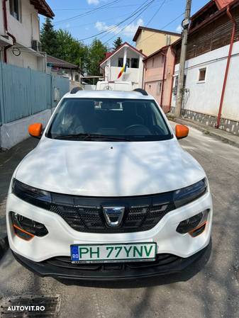 Dacia Spring Expression - 1