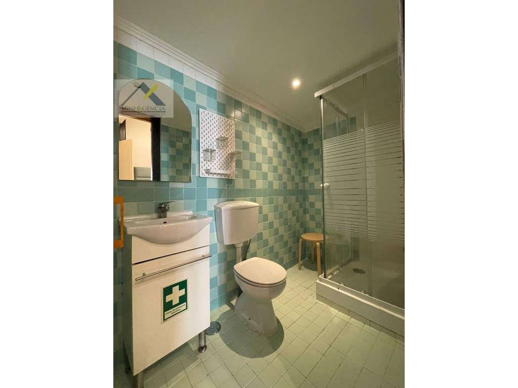 Apartamento T1 junto à Praça do Bocage em Setúbal-15
