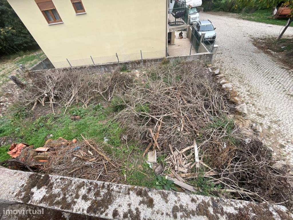 Moradia para Reconstrução com Terreno e Espaço Exterior | Lanção - ...-16