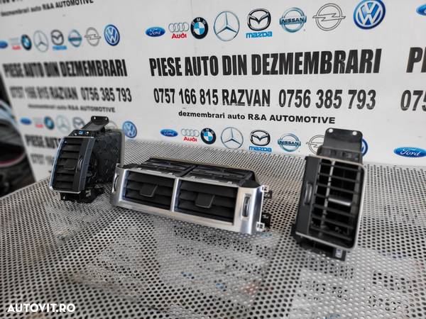 Grile Grila Centrala Laterala Aerisire Ventilatie Bord Land Rover Range Rover Sport An 2014-2015-2016-2017-2018 Volan Stanga Dezmembrez Range Rover Sport An 2014-2018 3.0 Diesel 306DT - 4