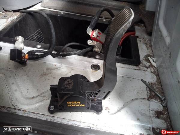 PEDAL DO ACELERADOR MERCEDES-BENZ SPRINTER 5-T FURGÓN 906 2011 - 1