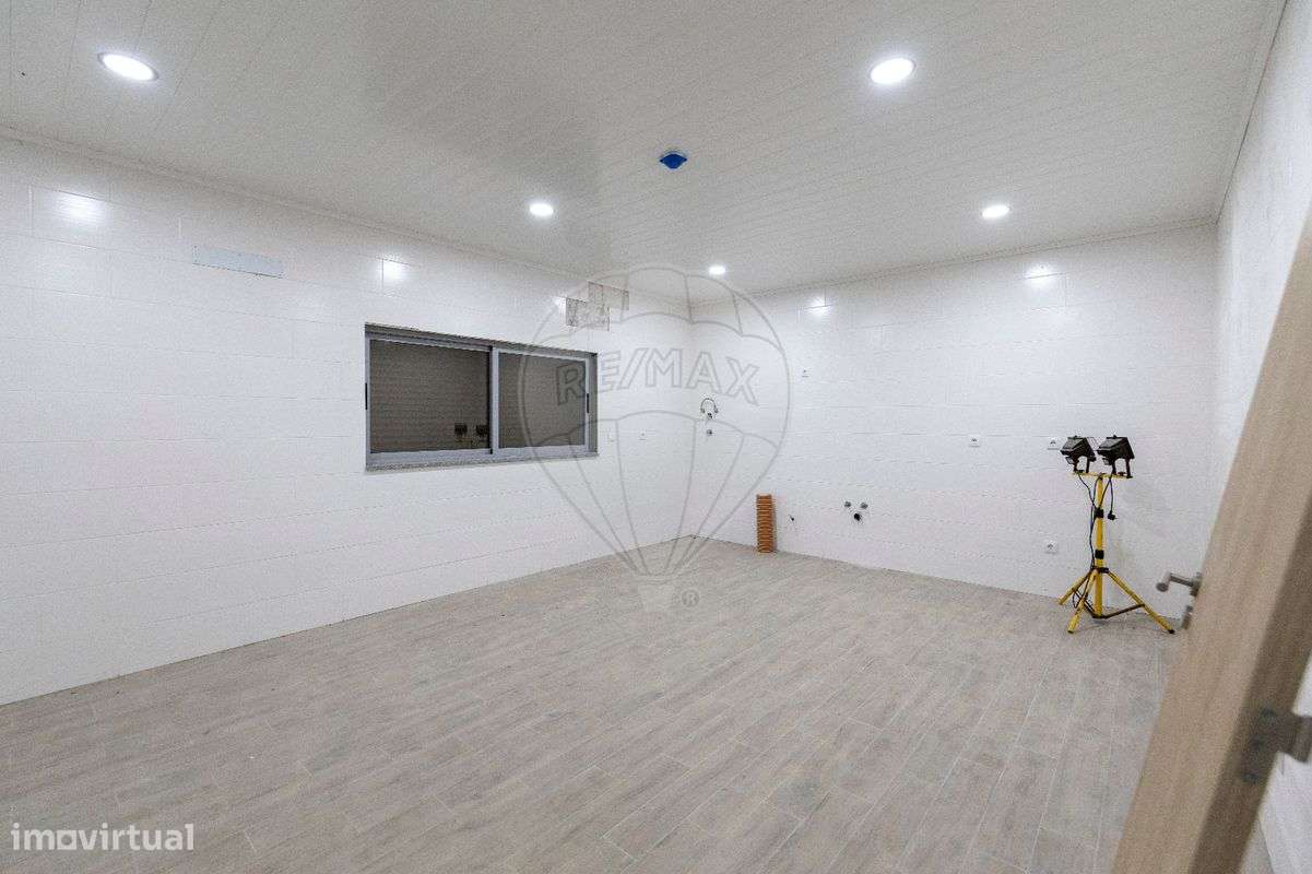 Armazém  para arrendamento - Grande imagem: 4/10