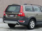 Volvo XC 70 2.4D AWD Momentum - 25