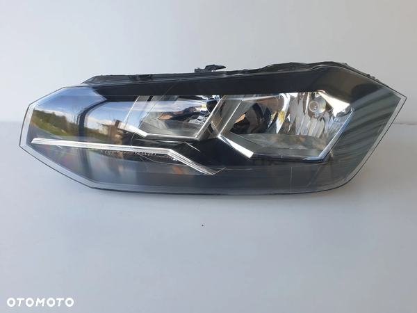 VW POLO 2G LAMPA Lewa 2G1941005 - 1