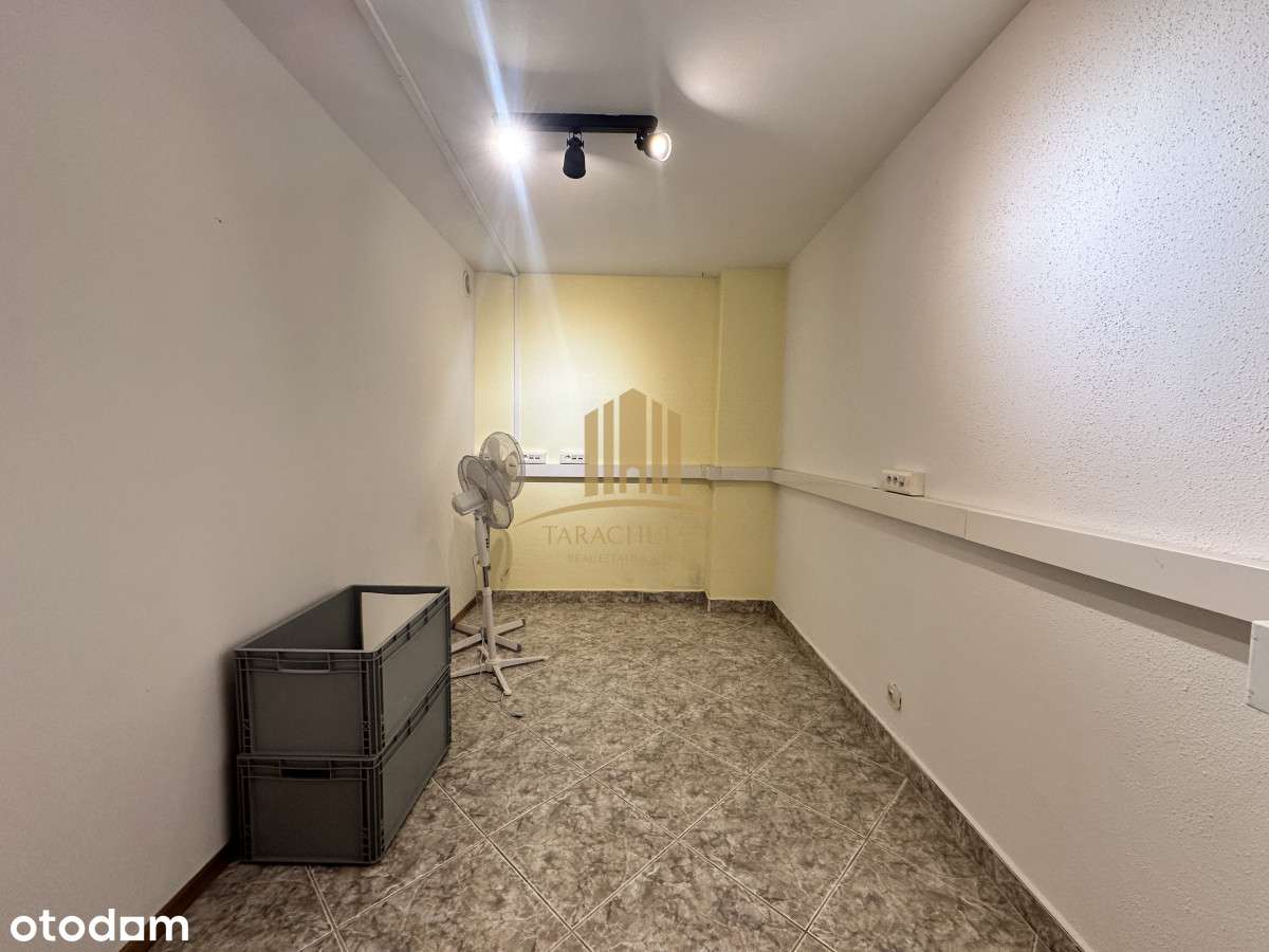 Lokal handlowo usługowy  | witryna | 1 x parking-9