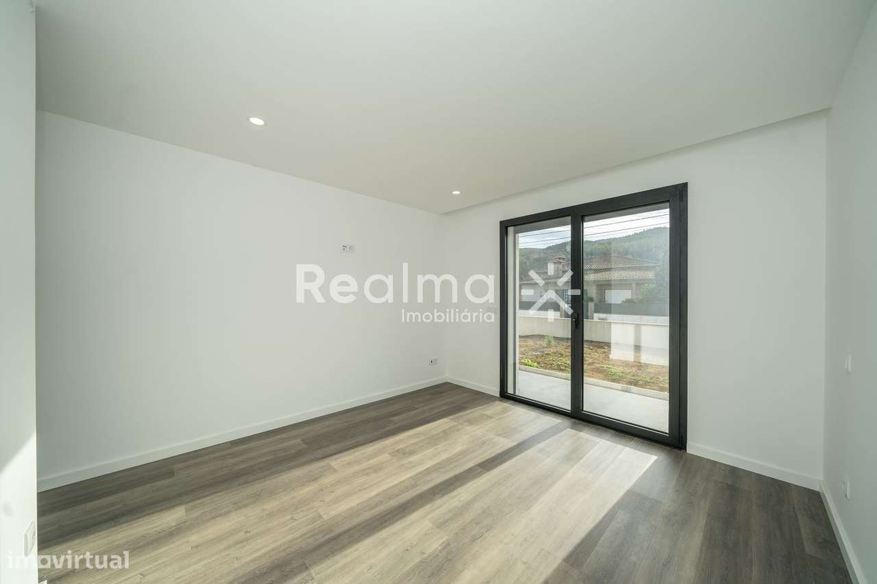 Moradia Térrea T3+1 em Este S.Mamede-Braga-46