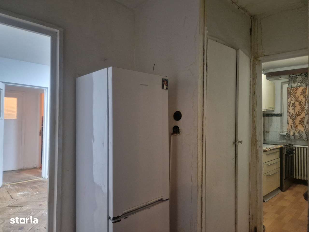 EXCLUSIV - Cafrom Imobiliare - Apartament 3 camere cf.2A de Vanzare-2