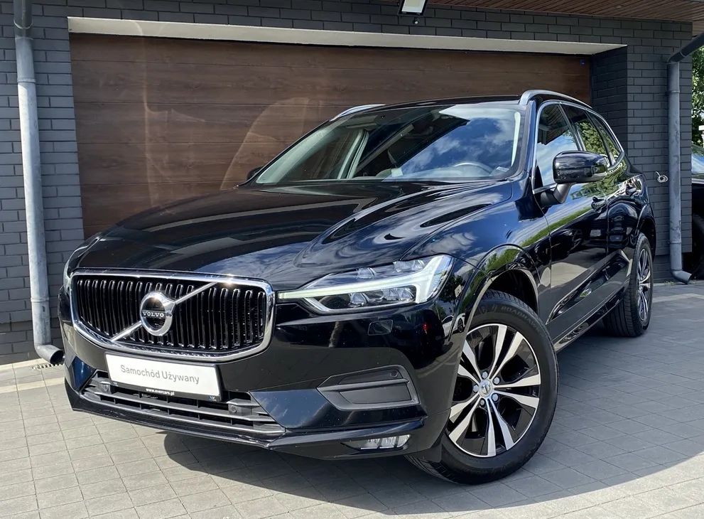 Volvo XC60 II (2017-) D4 SCR Momentum 2019
