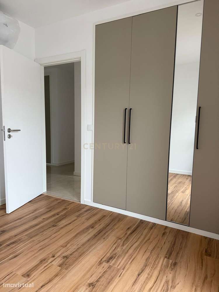 T3 requalificado no coração de Torres Vedras.-11