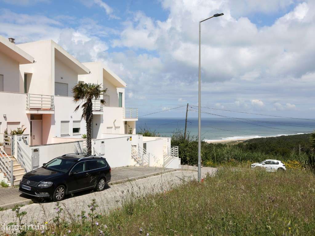 Moradia T3 em condomínio com piscina com a melhor vista para a Prai...-13