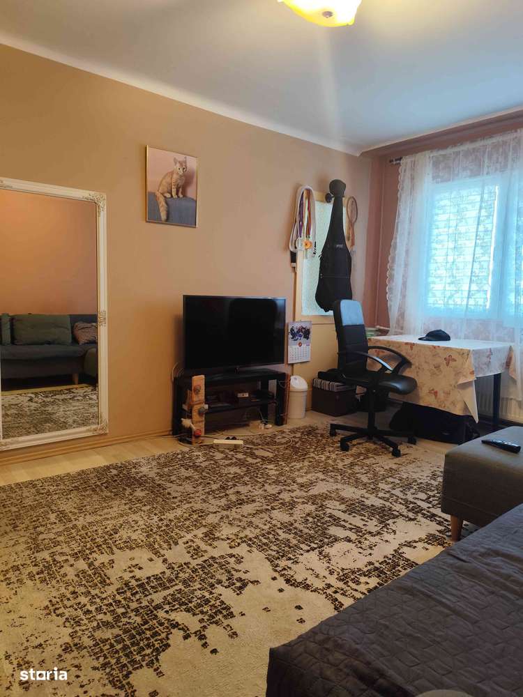 Apartament 2 camere, Craiovita Noua, 4/4, acoperis cu tigla - Imagine principală: 5/9