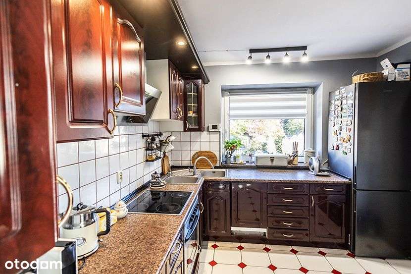 Na sprzedaż dom jednorodzinny WIELICZKA-14